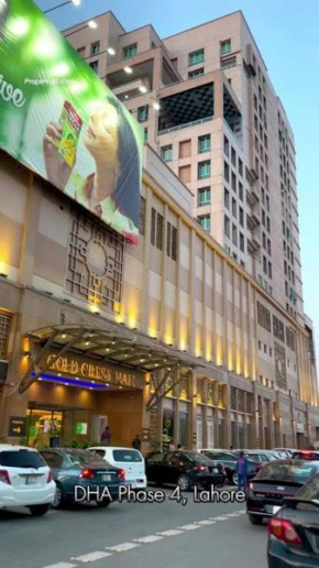 Gold Crest Two Bed service Apartments